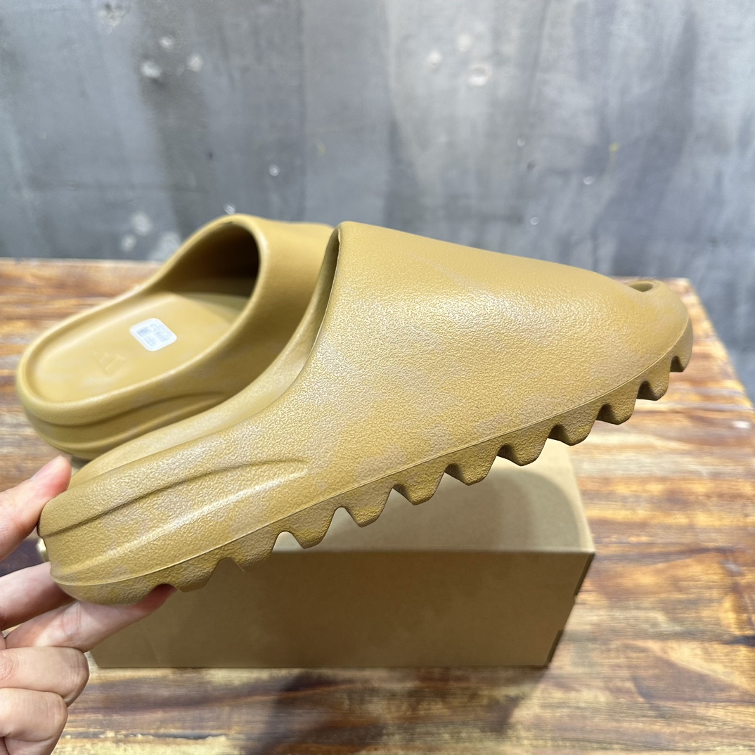 Adidas originals Yeezy Slide  Slate Marine