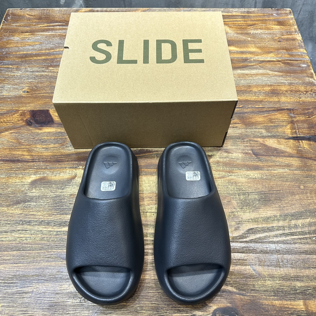 Adidas originals Yeezy Slide  Slate Marine