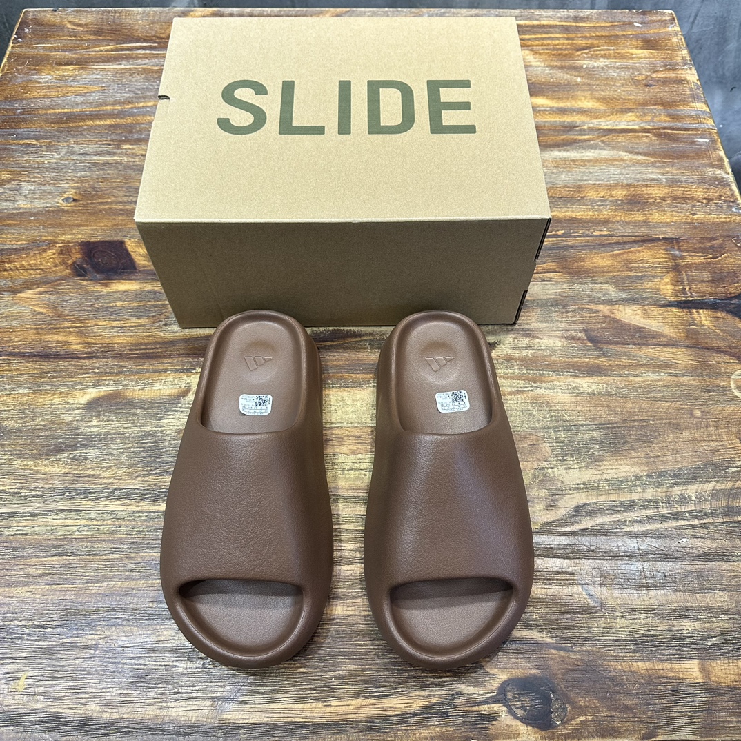 Adidas originals Yeezy Slide  Slate Marine