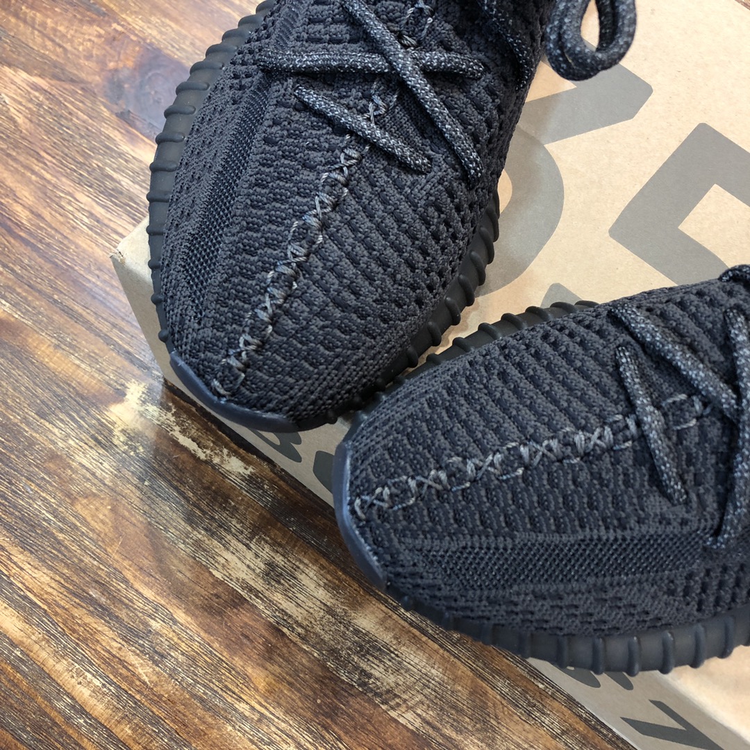 Adidas YEEZY 350 V2