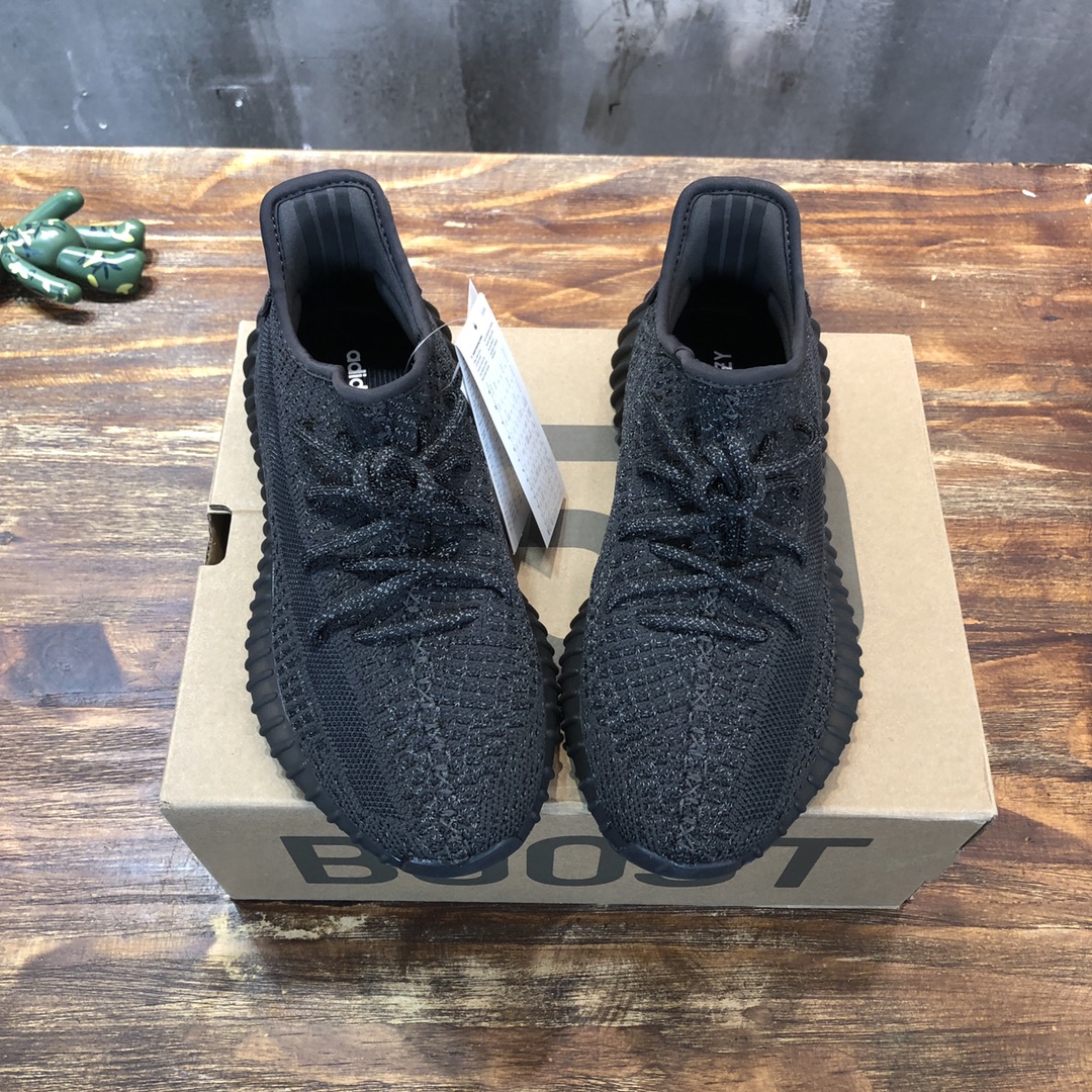 Adidas YEEZY 350 V2