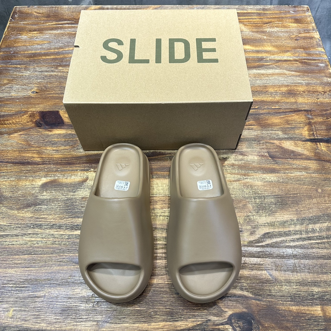 Adidas originals Yeezy Slide  Slate Marine