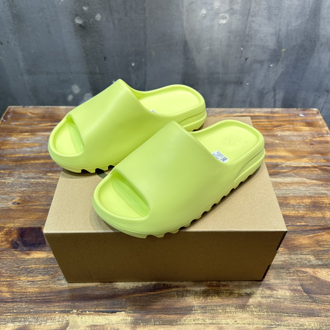 Adidas originals Yeezy Slide  Slate Marine