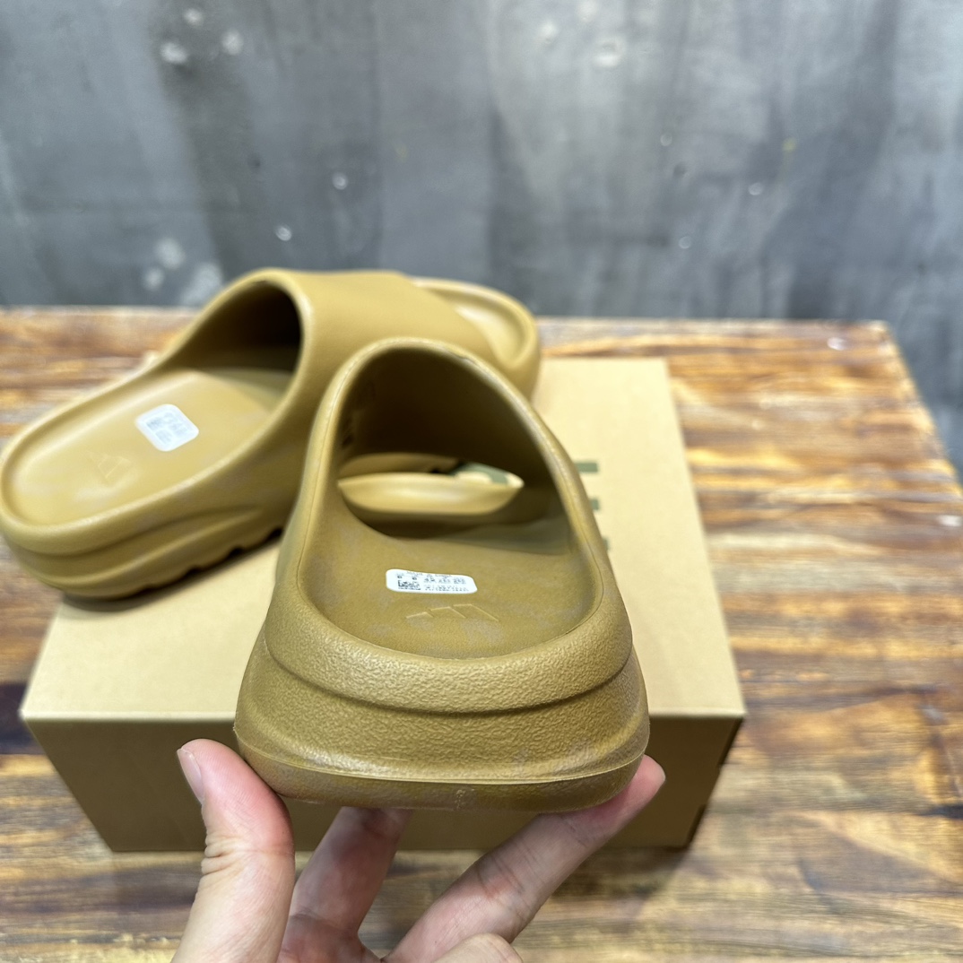 Adidas originals Yeezy Slide  Slate Marine