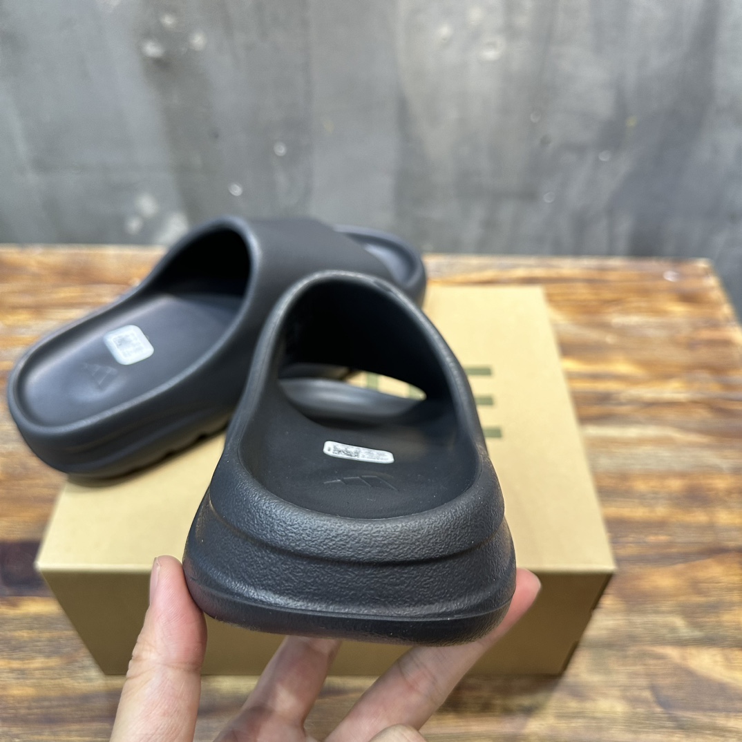 Adidas originals Yeezy Slide  Slate Marine