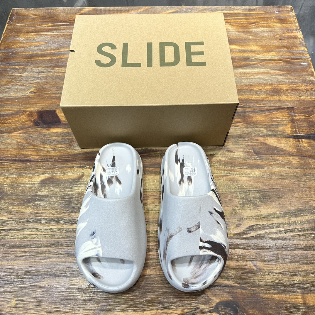 Adidas originals Yeezy Slide  Slate Marine