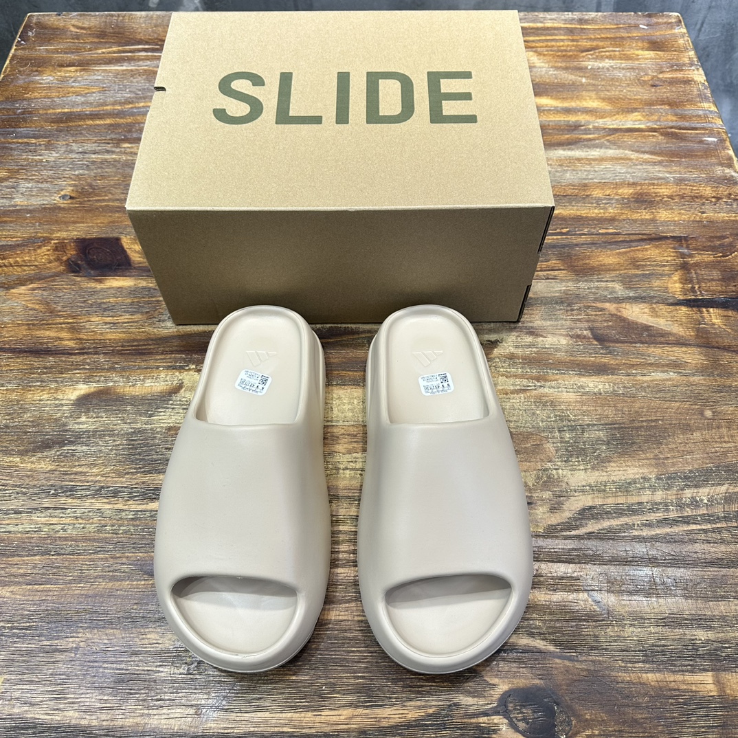 Adidas originals Yeezy Slide  Slate Marine