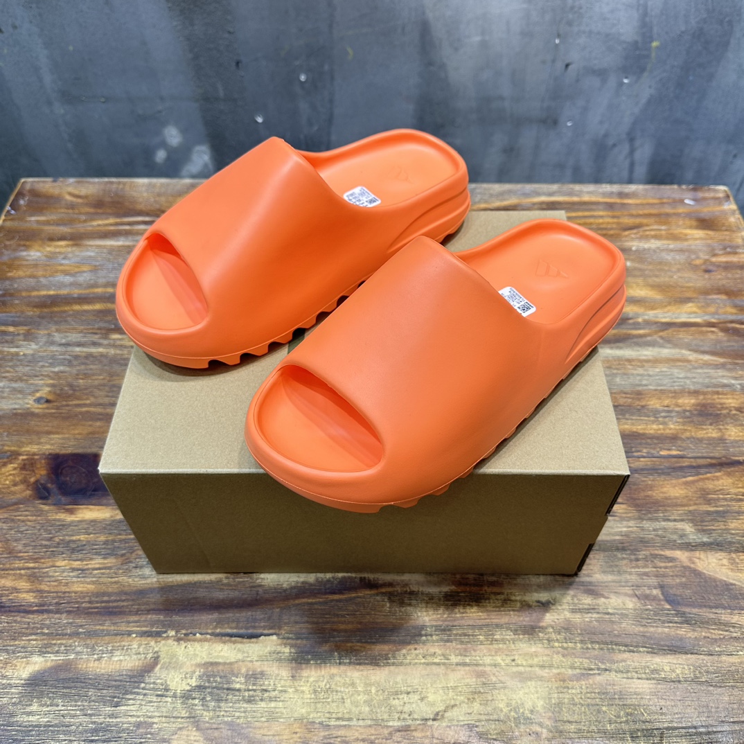 Adidas originals Yeezy Slide  Slate Marine