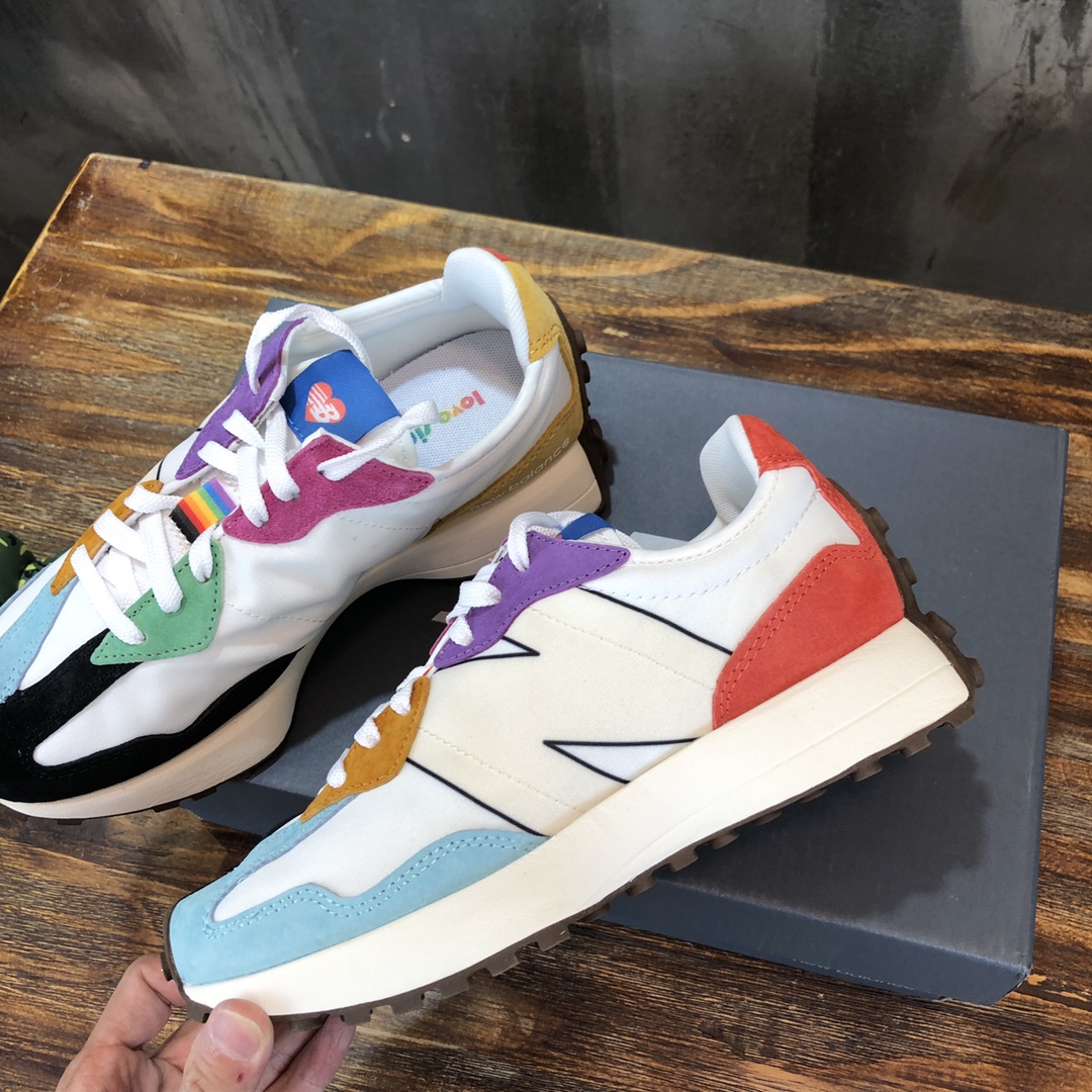 New Balance NB 327