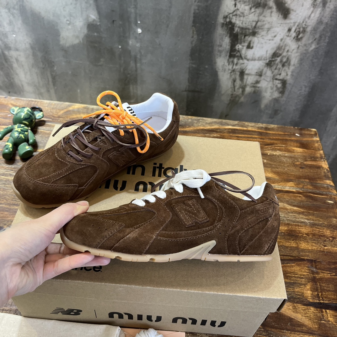 New Balance & Miumiu