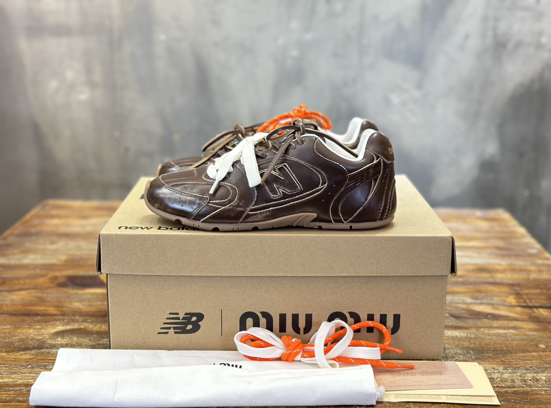 New Balance & Miumiu