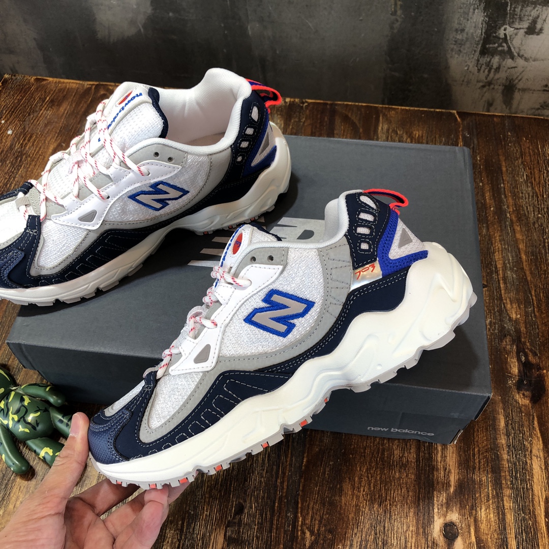 New Balance 703
