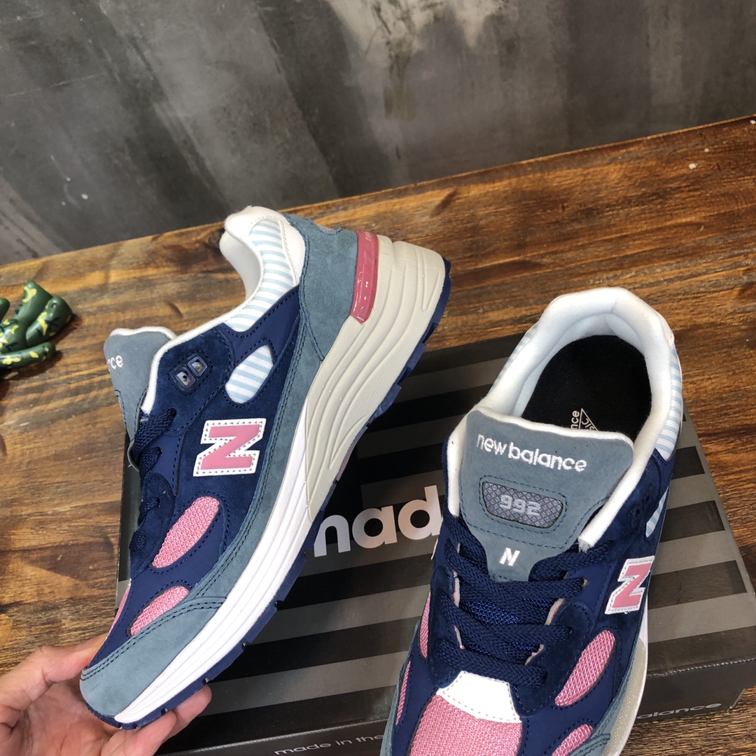 New Balance 992