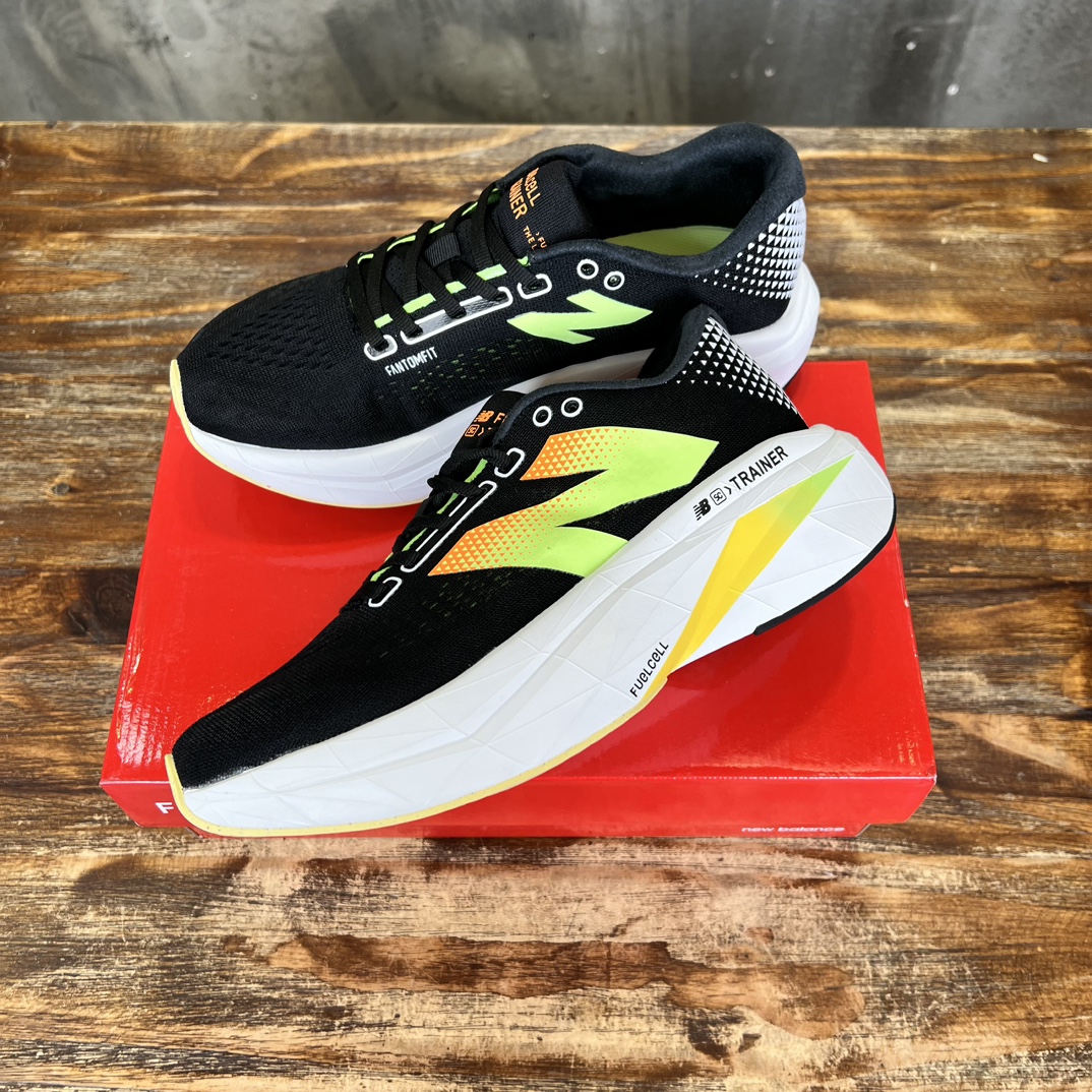 New Balance FuelCell miob&cyio
