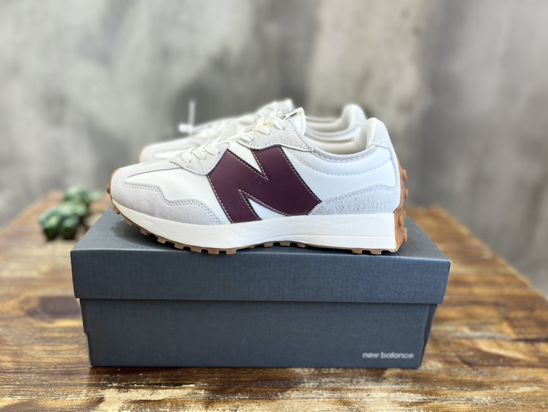 New Balance NB 327