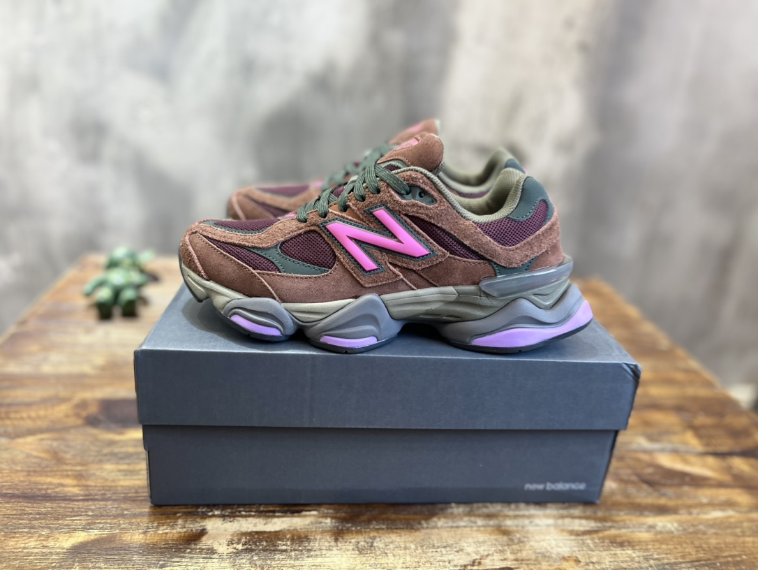 New Balance 9060