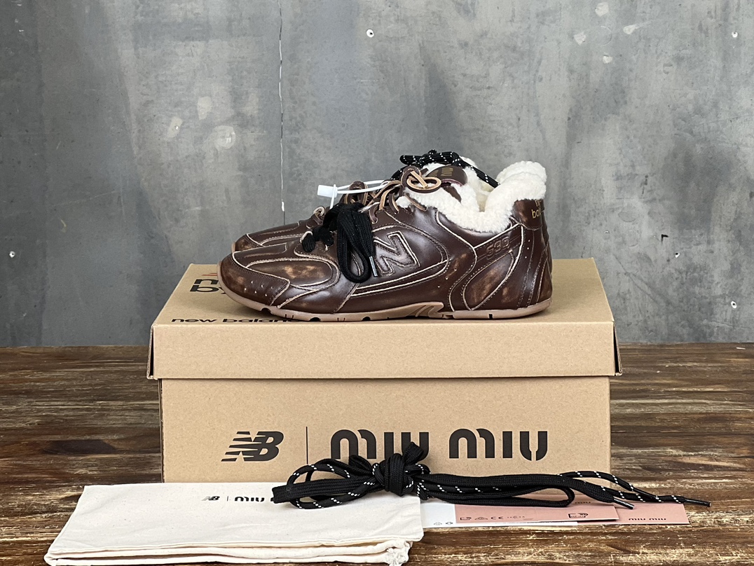 New Balance & Miumiu