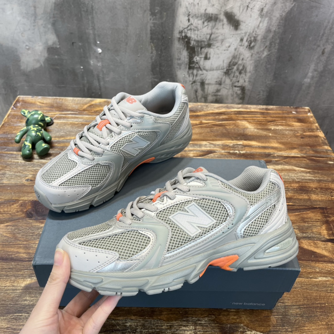 New Balance 530