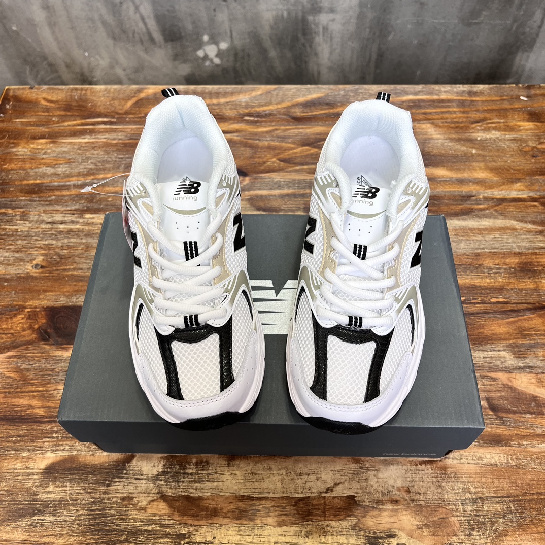 New Balance 530