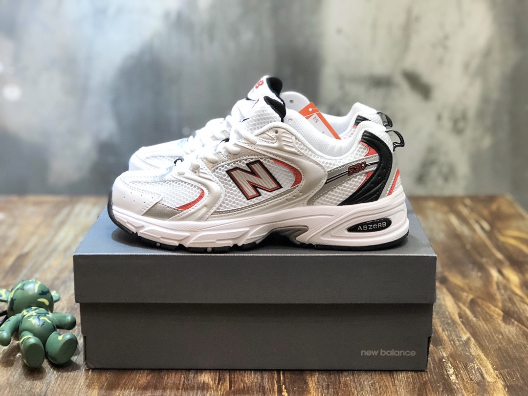 New Balance 530