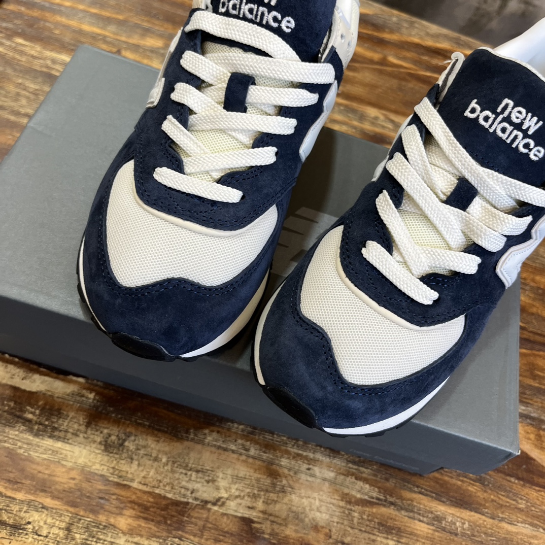 New Balance 574