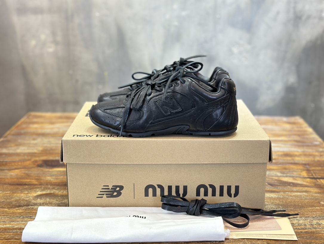 New Balance & Miumiu