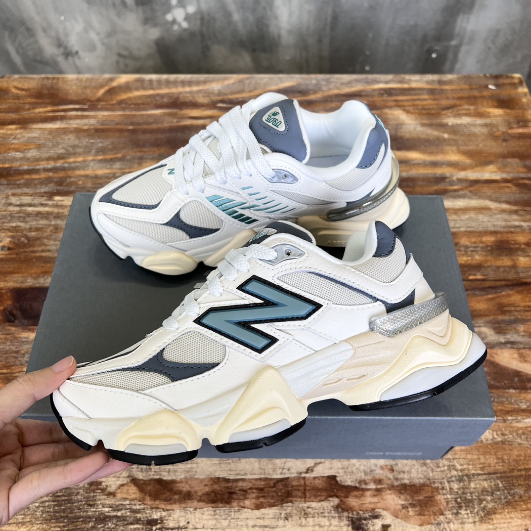 New Balance 9060