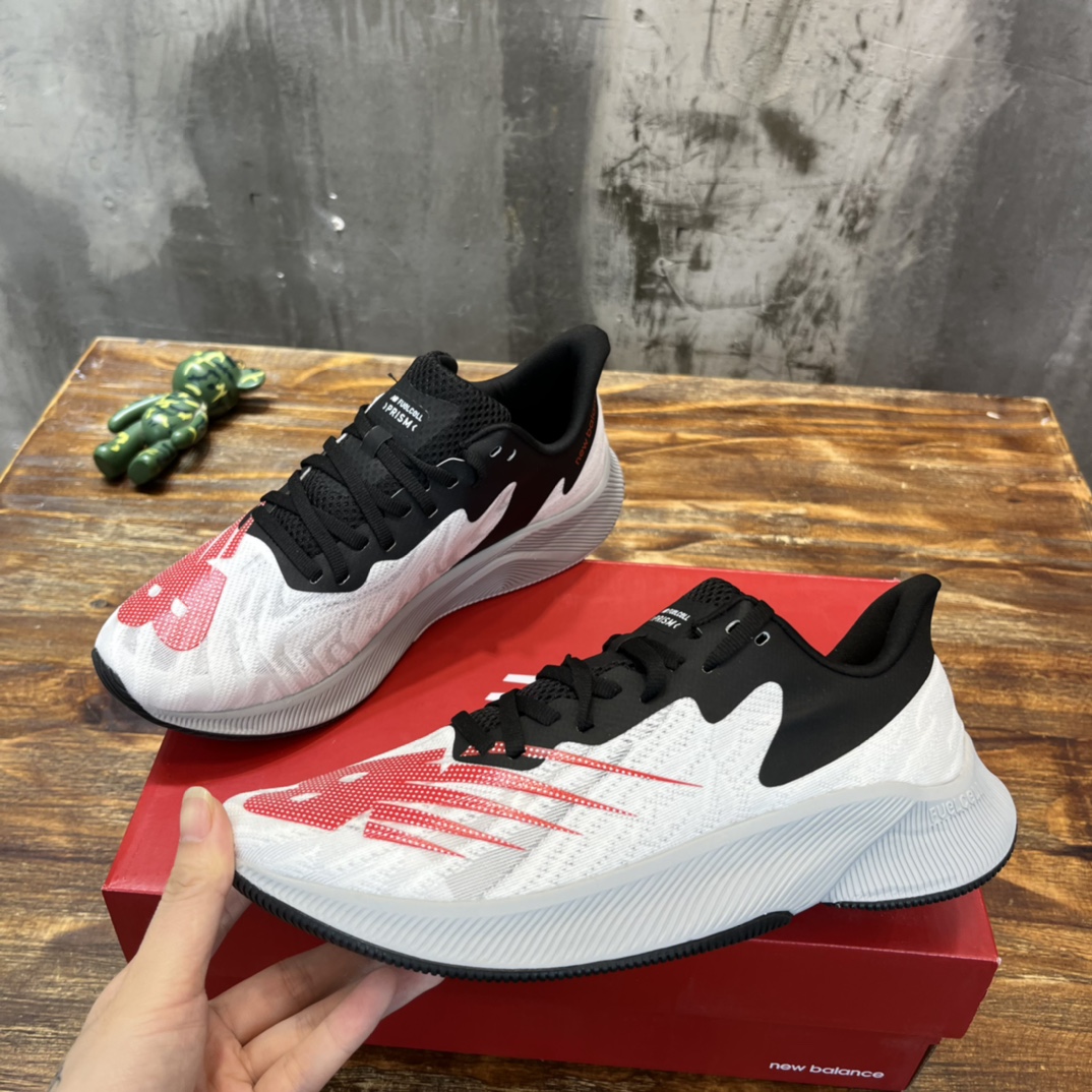 New Balance FueCell prism