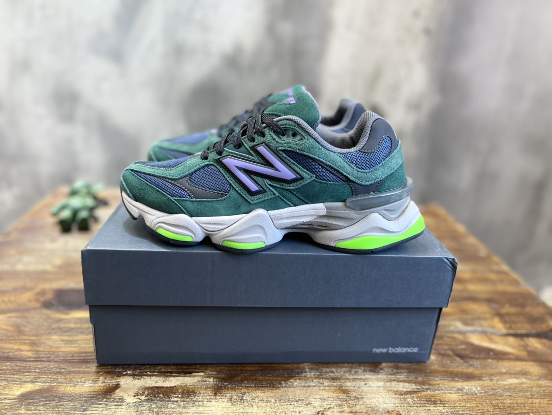 New Balance 9060