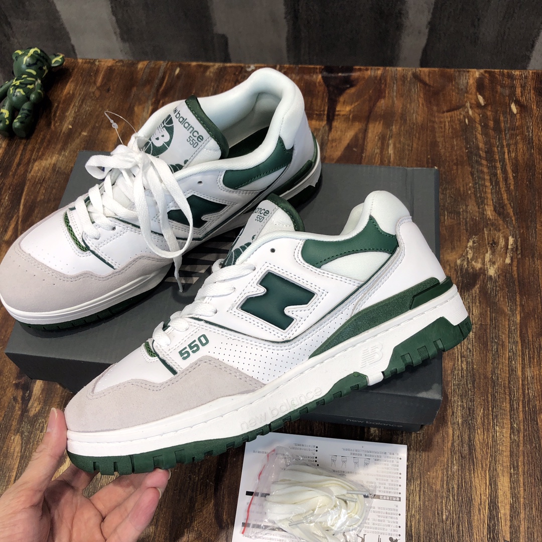 New Balance 550