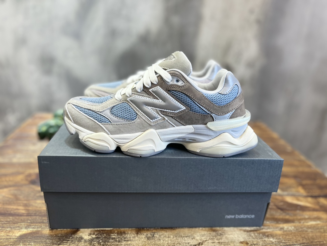New Balance 9060