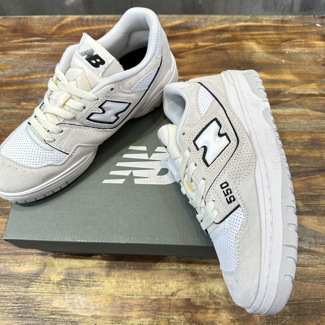 New Balance 550