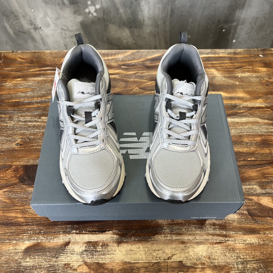 New Balance 410