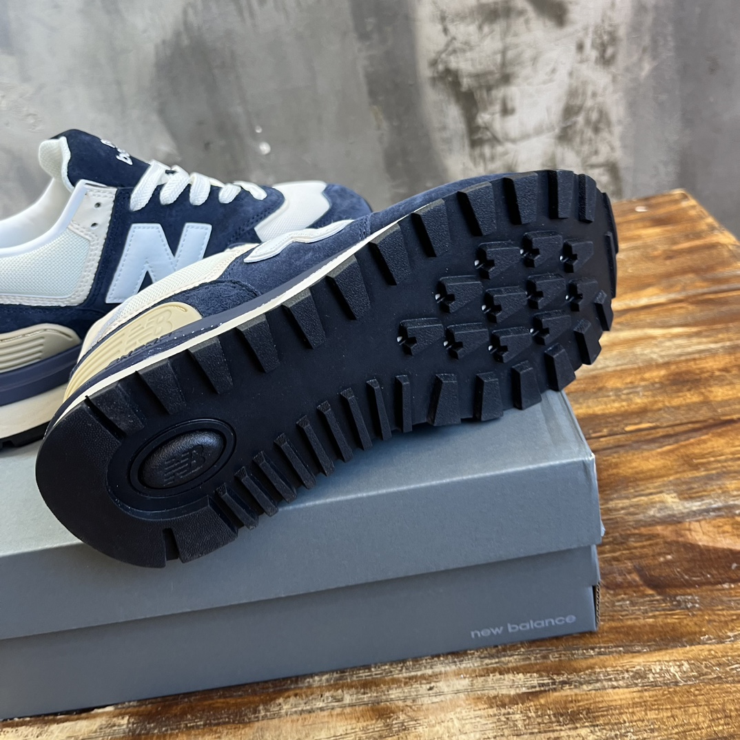 New Balance 574
