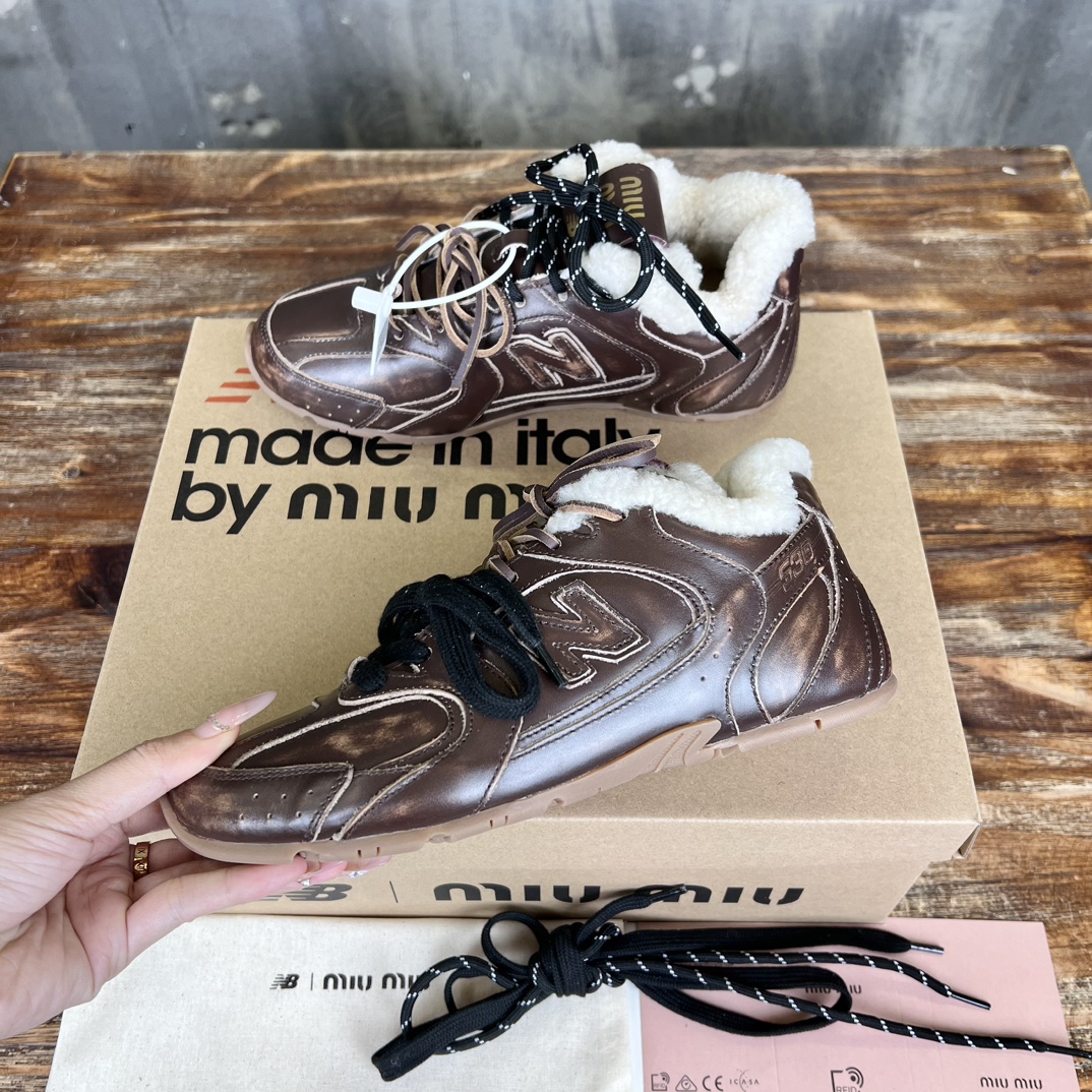 New Balance & Miumiu