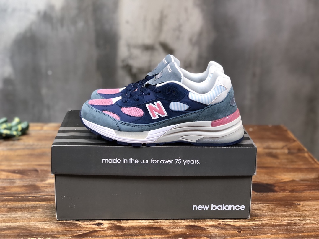 New Balance 992