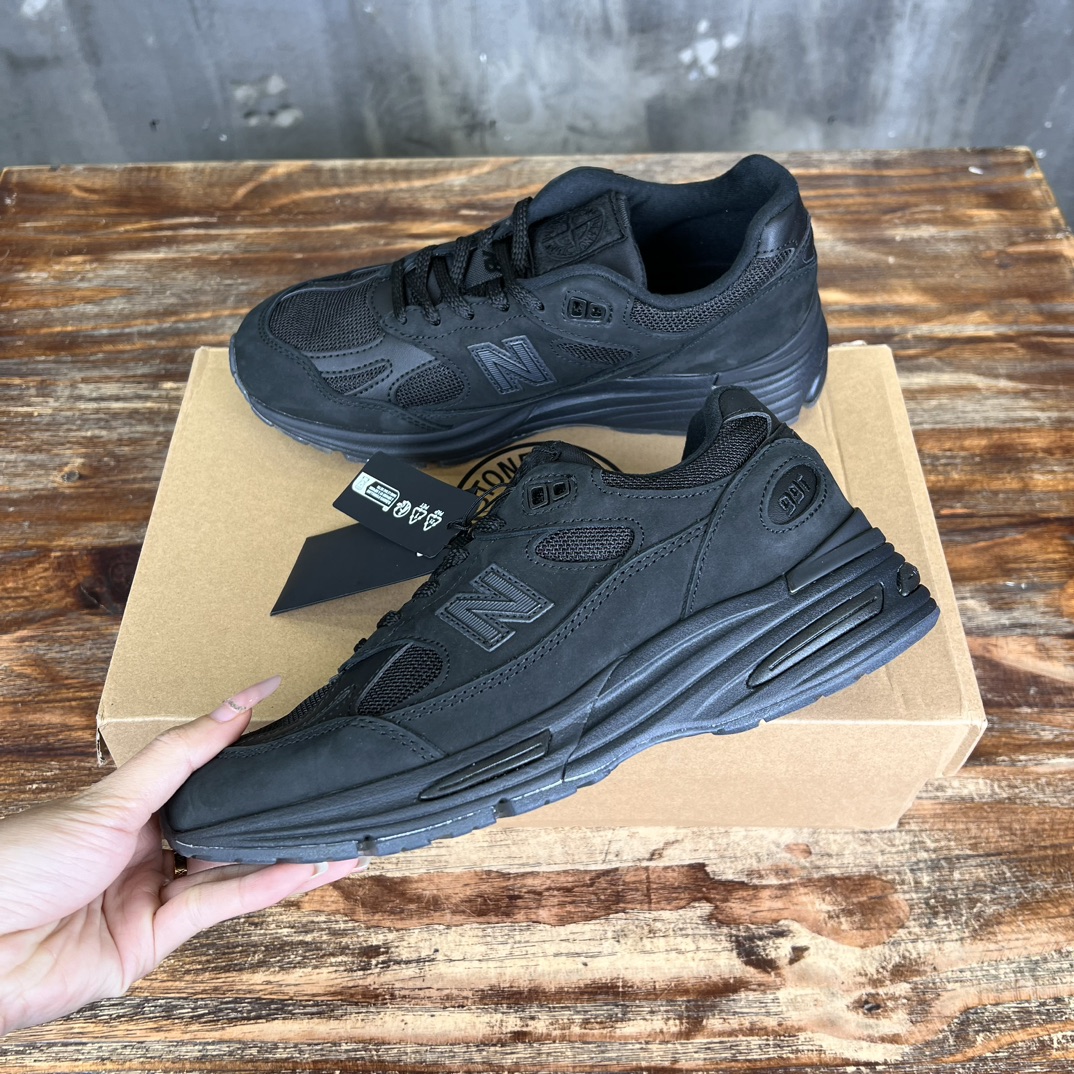 New Balance 991