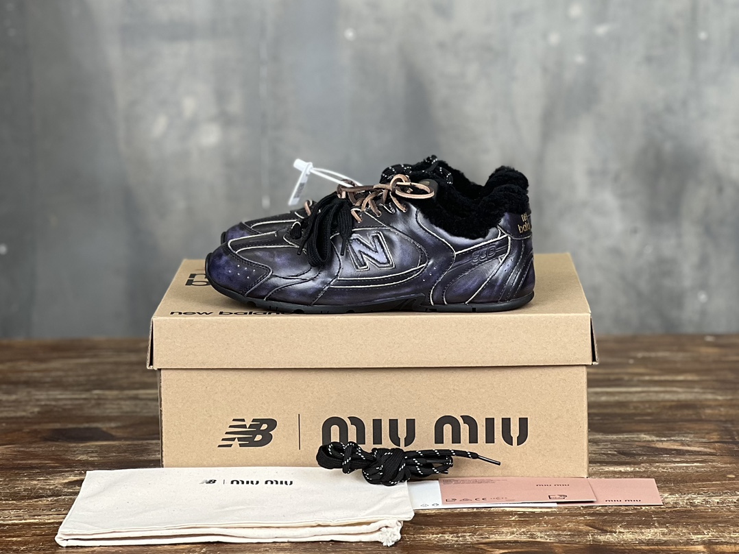 New Balance & Miumiu