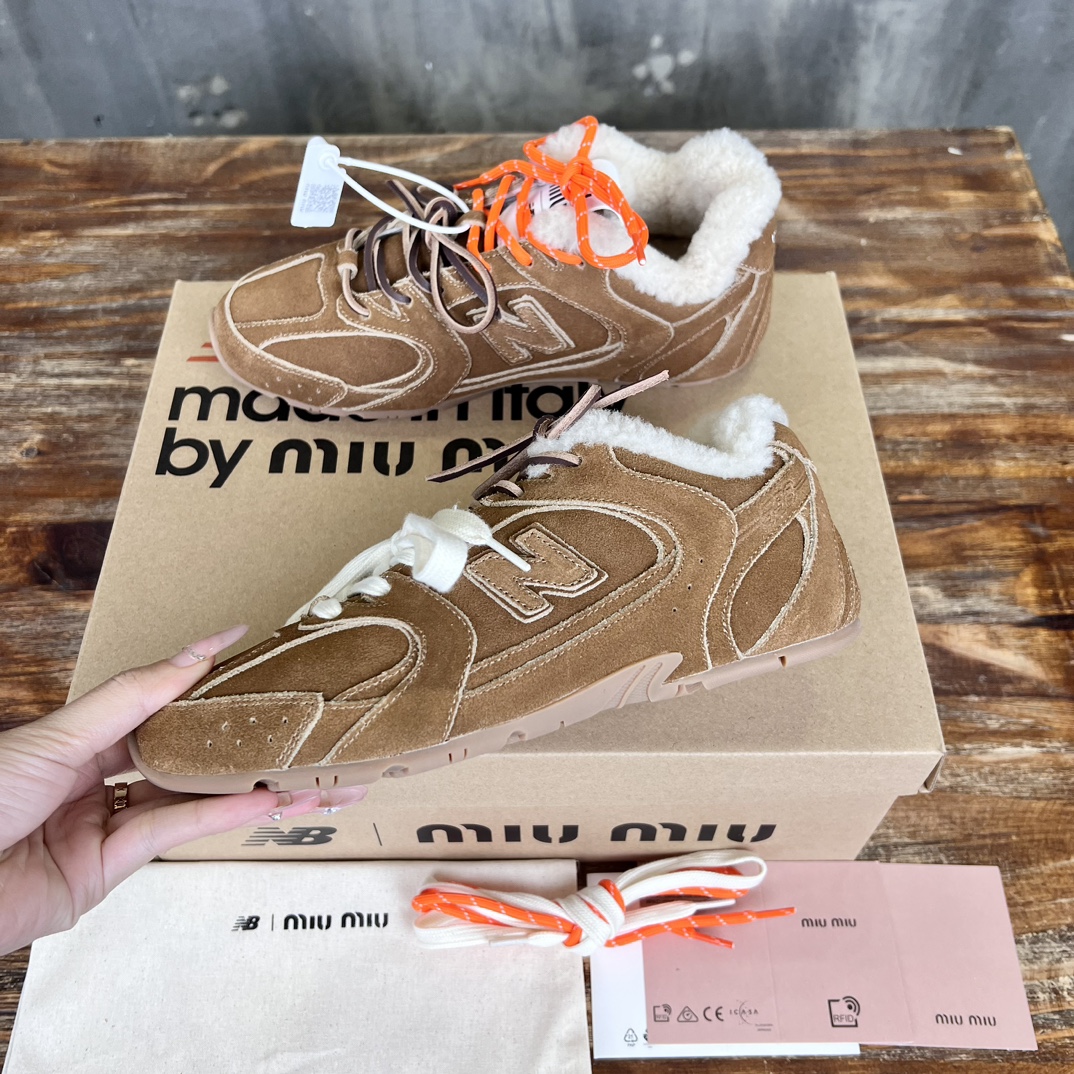 New Balance & Miumiu