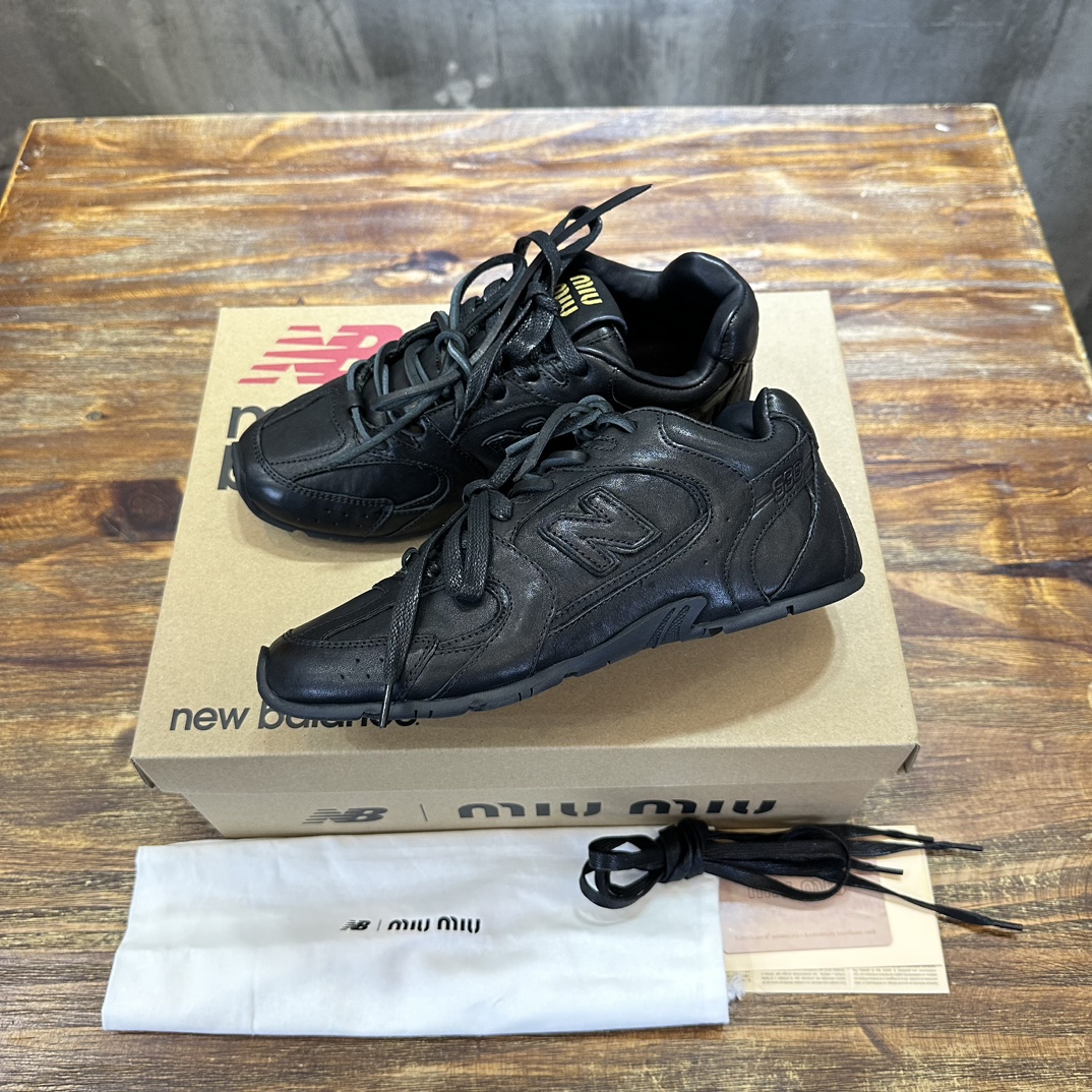 New Balance & Miumiu
