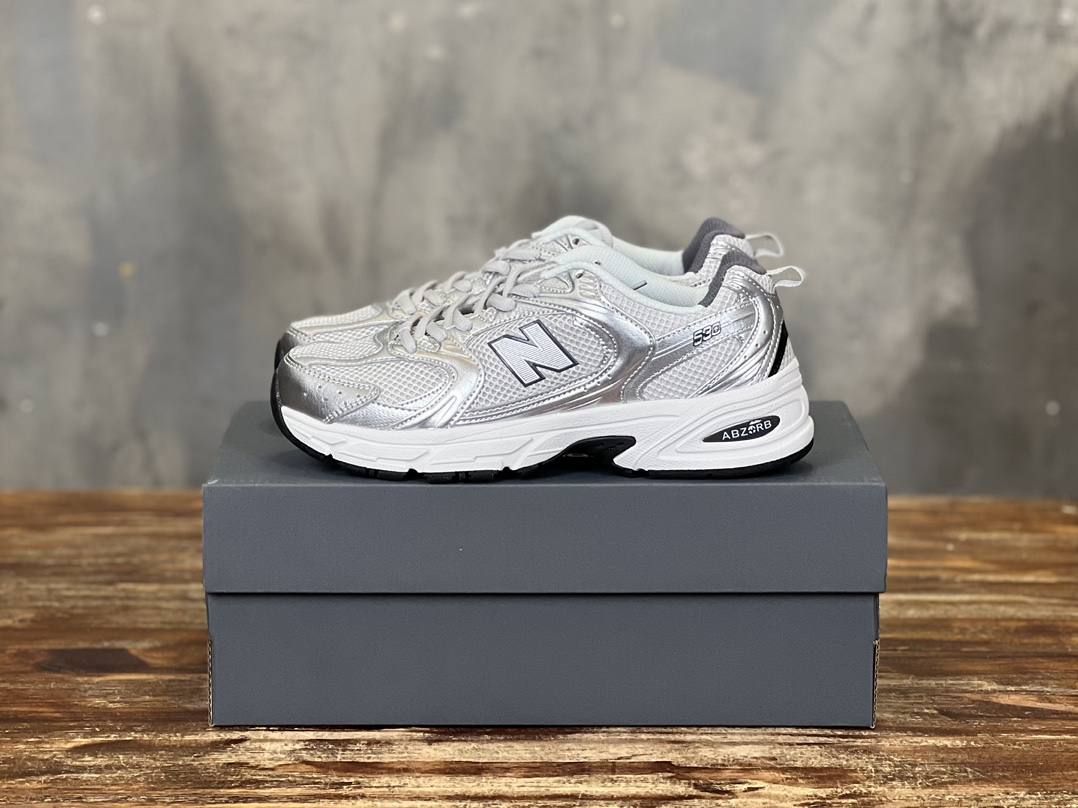 New Balance 530