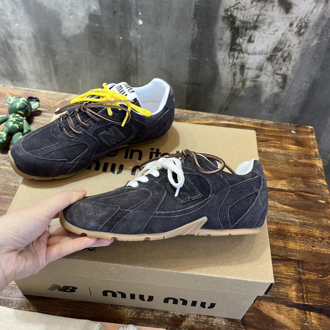 New Balance & Miumiu