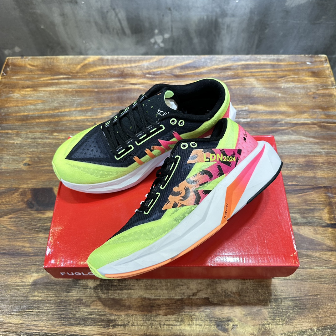 New Balance FuelCell miob&cyio