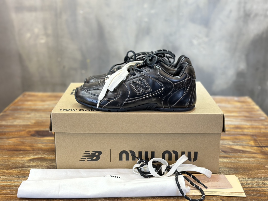 New Balance & Miumiu
