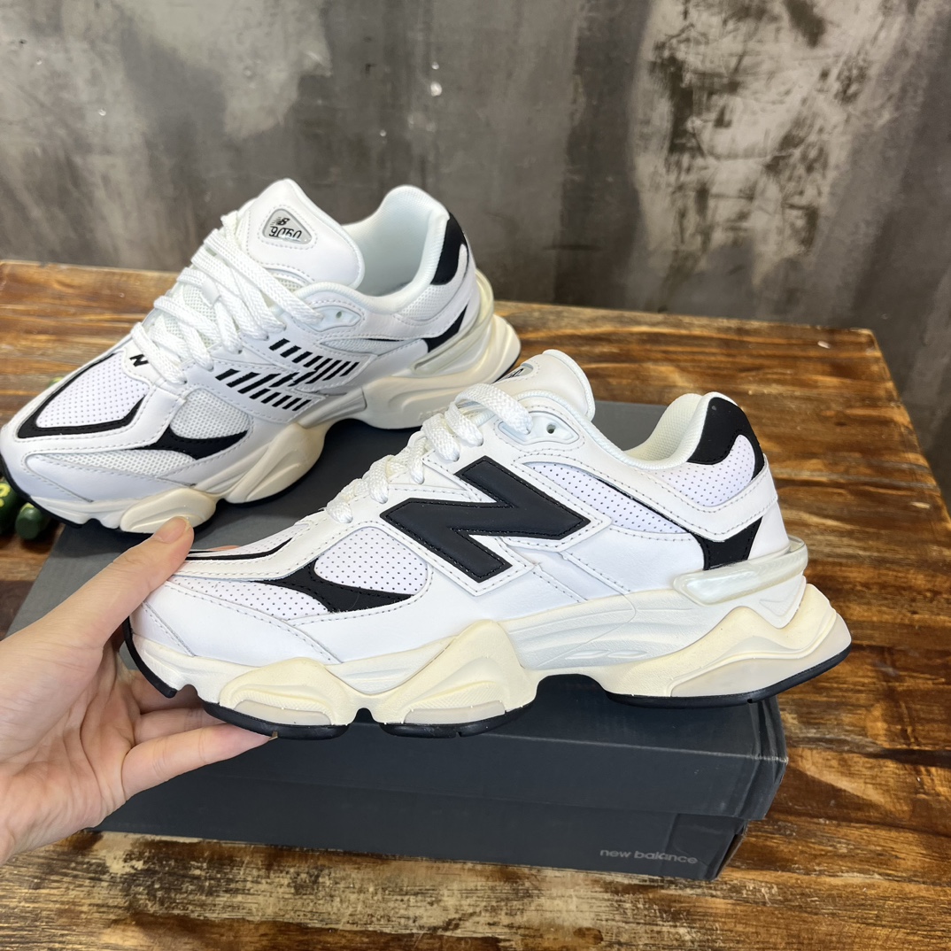 New Balance 9060