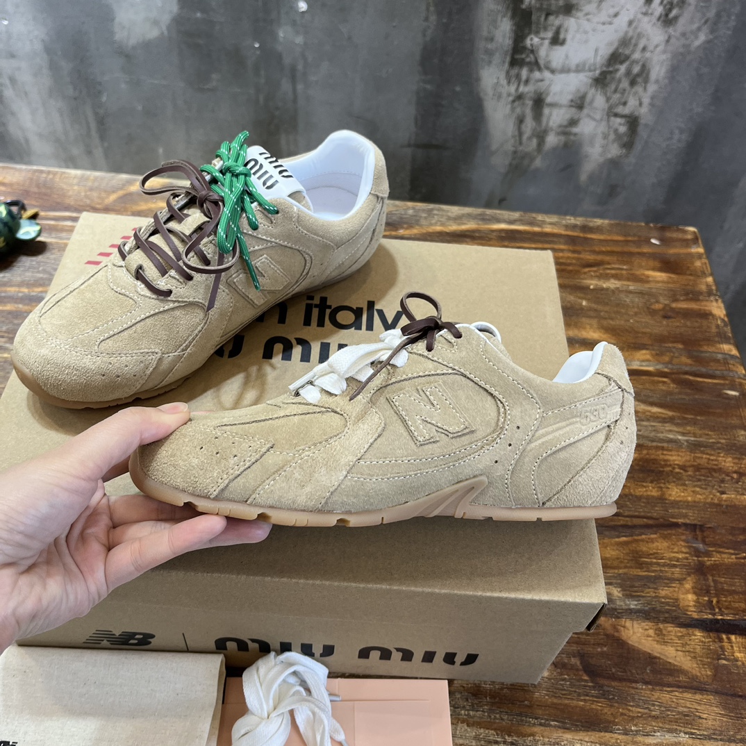 New Balance & Miumiu