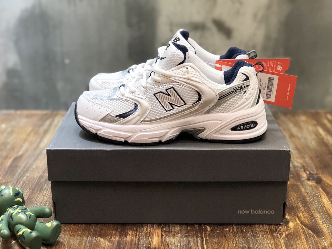 New Balance 530
