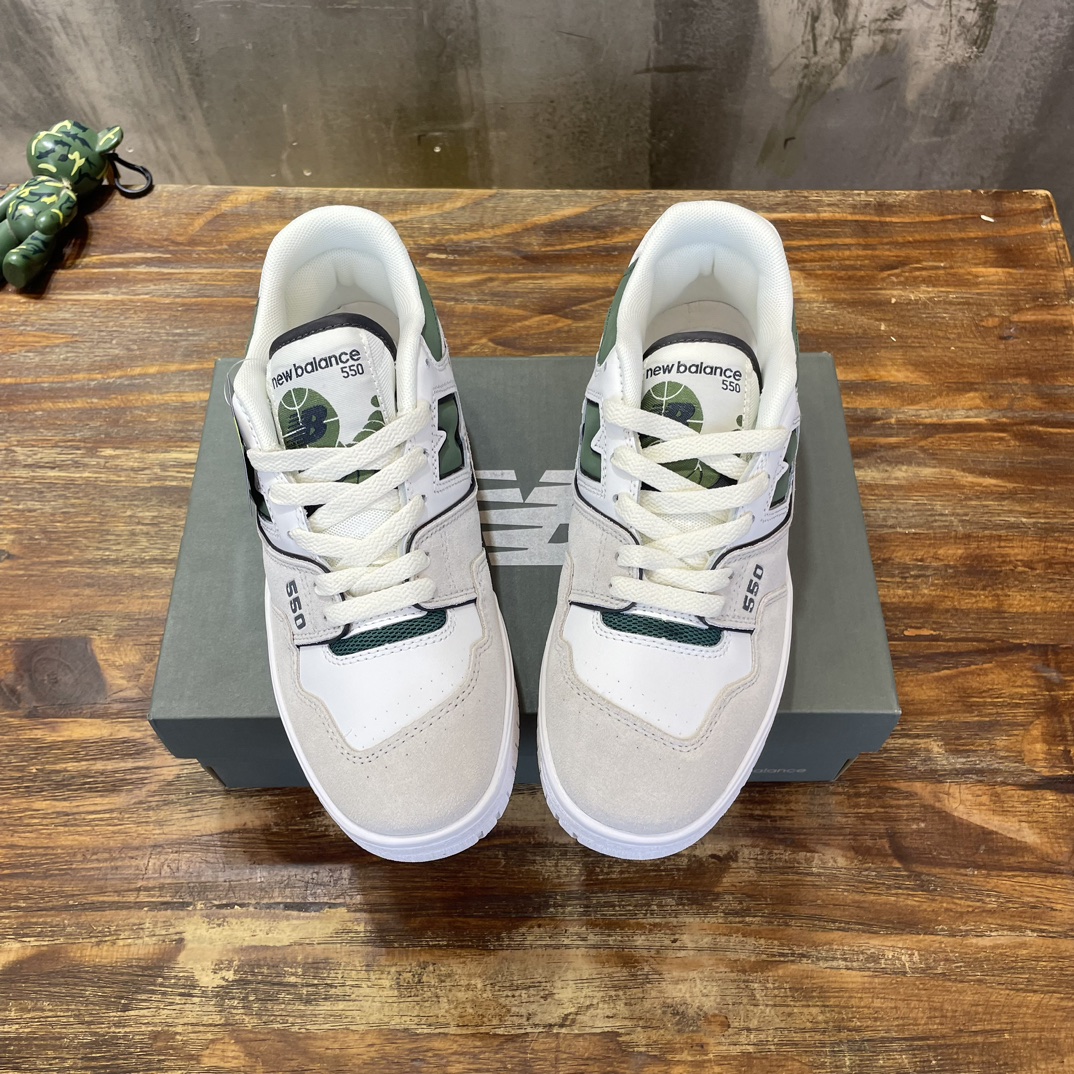 New Balance 550
