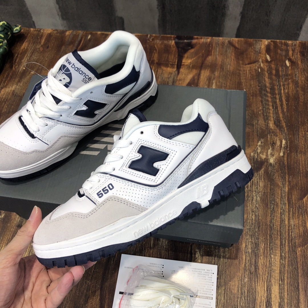 New Balance 550