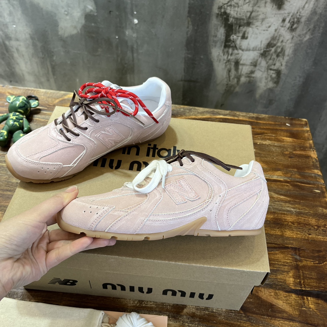 New Balance & Miumiu